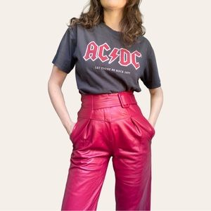 100% leather 80’s vintage pants with belt detail